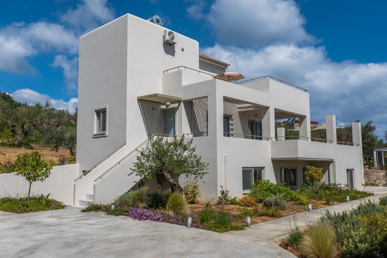 Villa Oliveto Tavronitis Екстериор снимка